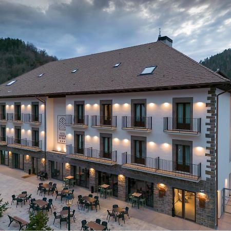Silken Puerta De Irati Hotel Ochagavía Екстериор снимка