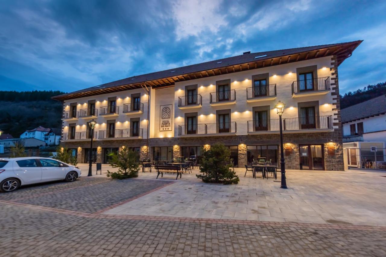 Silken Puerta De Irati Hotel Ochagavía Екстериор снимка