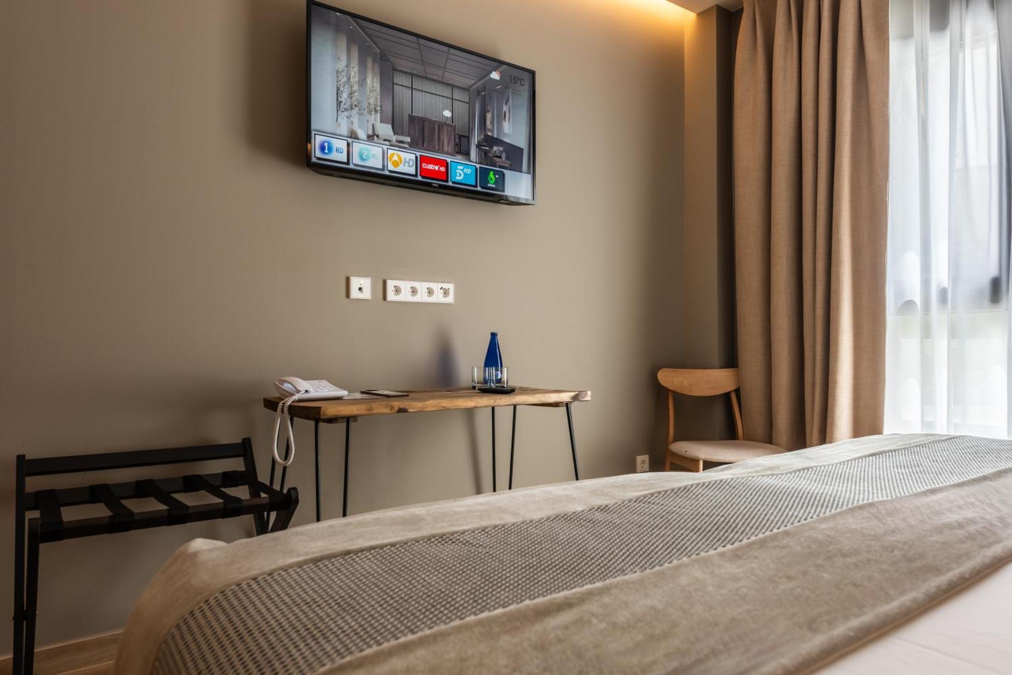 Silken Puerta De Irati Hotel Ochagavía Екстериор снимка